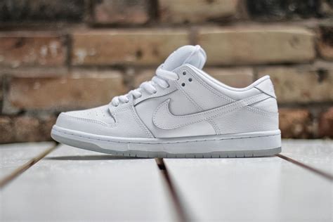 dunk low sb white